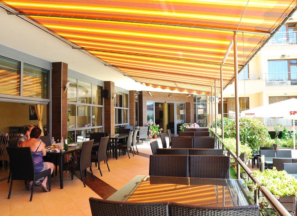 Hotel Iris Несебр Экстерьер фото